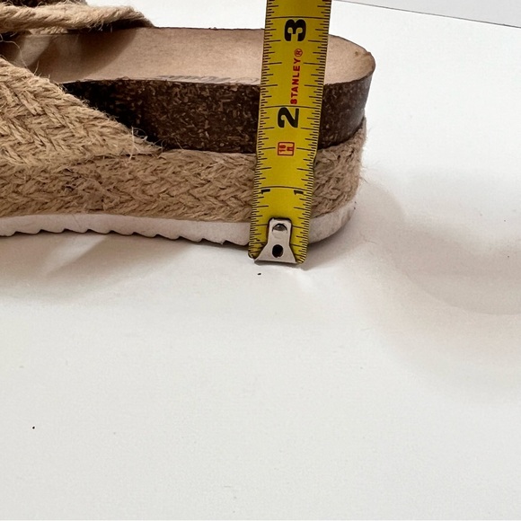 Hata Women’s Priscilla 3 Slip On Beige Sandals 6 - Picture 7 of 7